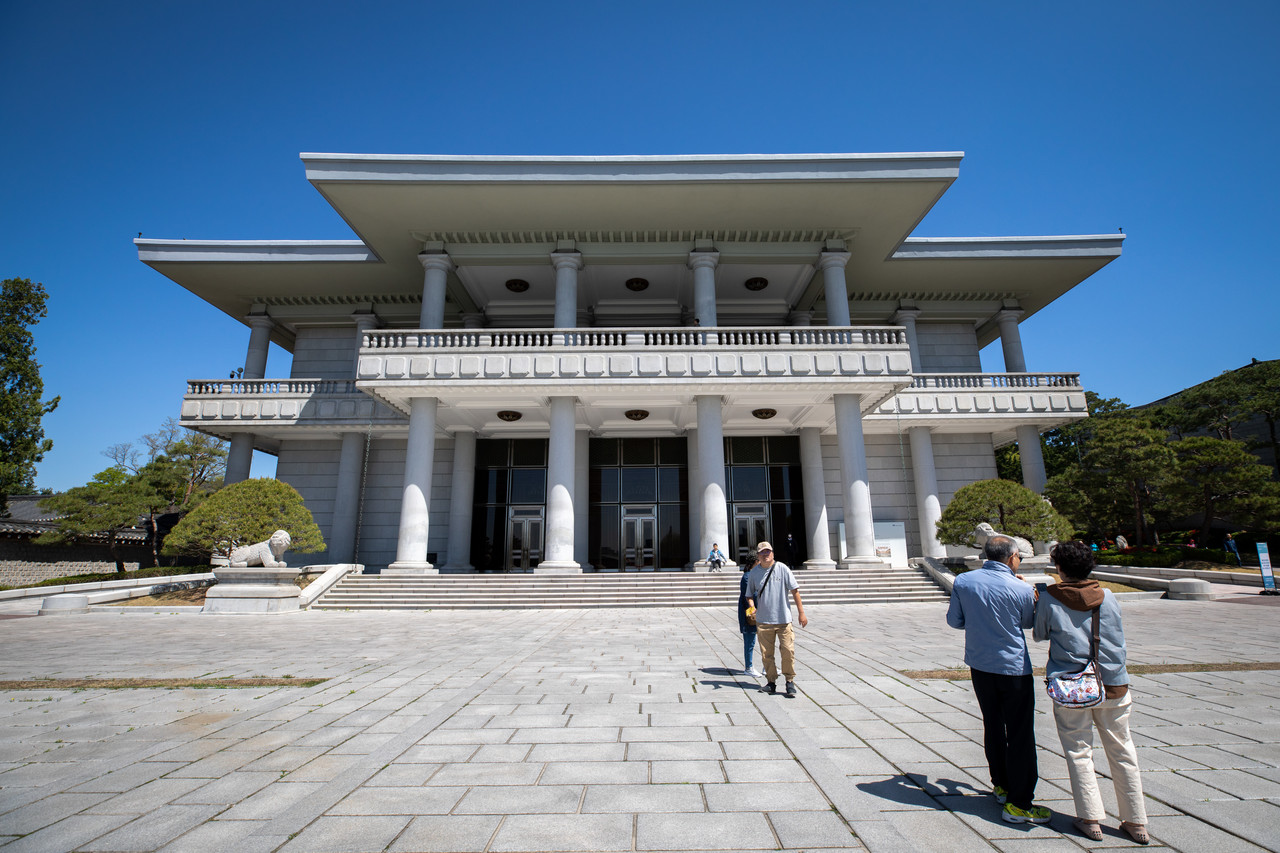 전면 개방한 청와대, 문만 열려 있었다 [윤석열 정부 1년] < 정치 < 기사본문 - 시사IN