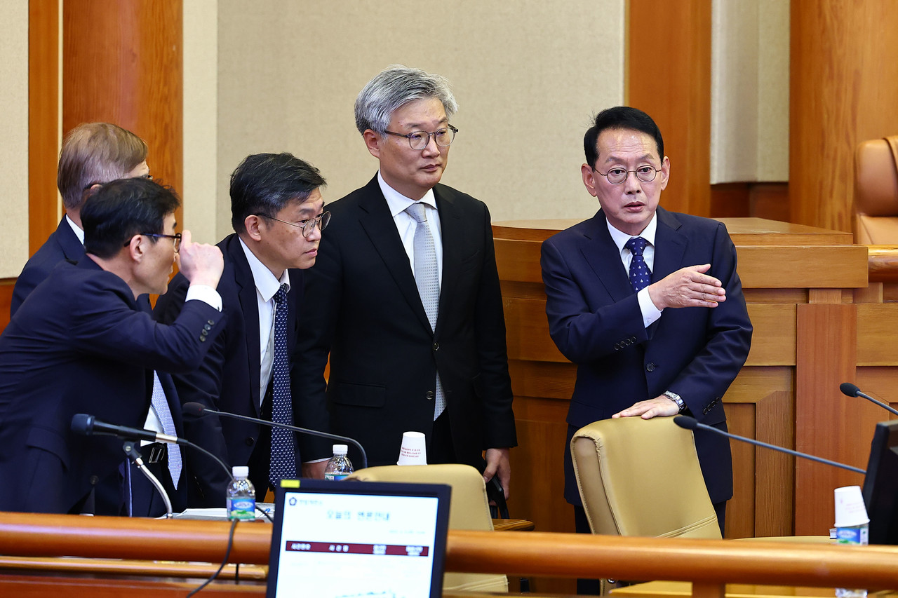 5월9일 열린 이상민 행정안전부 장관 탄핵 심판 첫 변론기일에 참석한 김도읍 의원(맨 오른쪽)과 국회 측 대리인단. ⓒ공동취재
