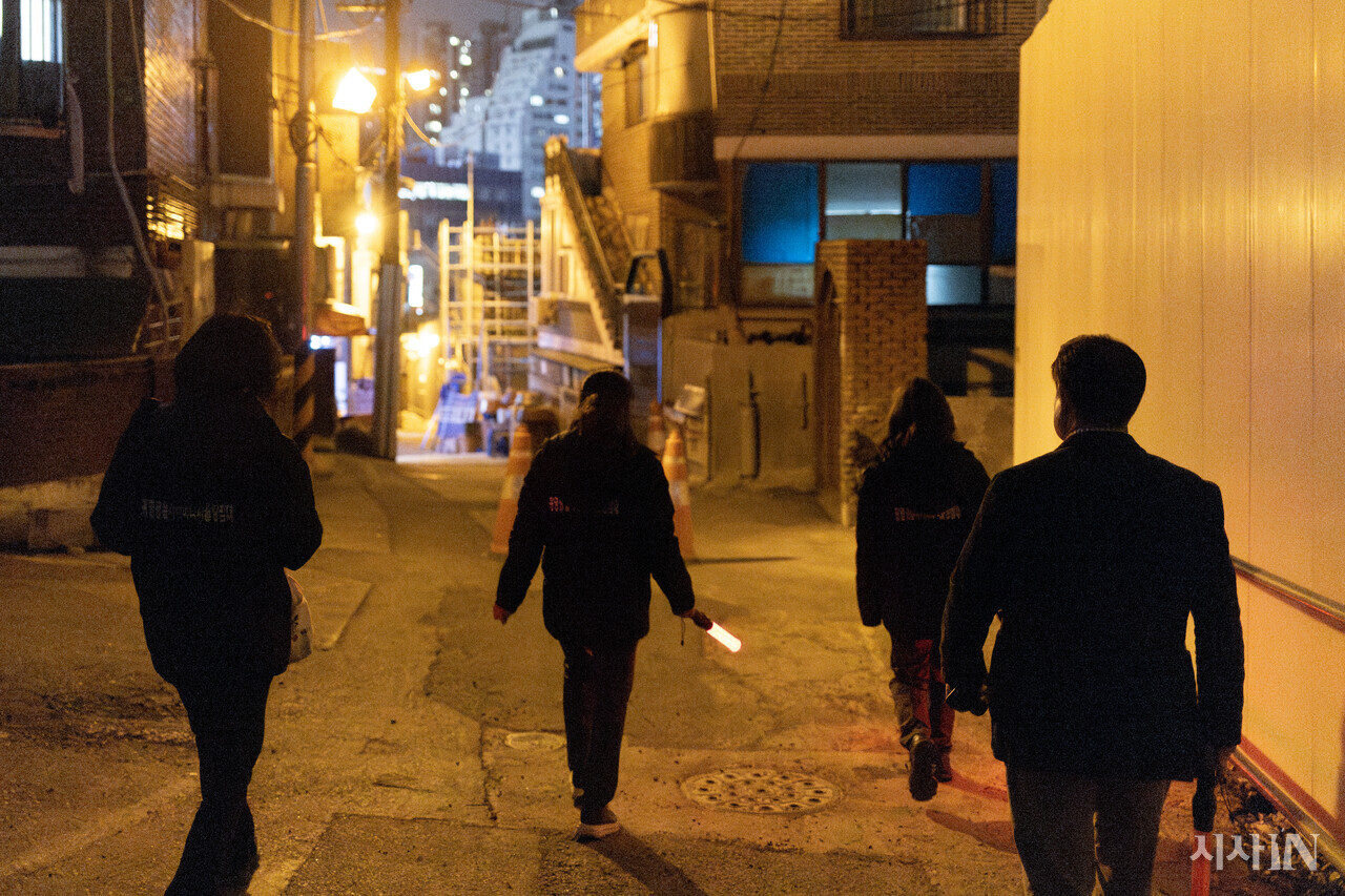 시니어 일자리, 경험이 스펙입니다 < 경제 < 기사본문 - 시사IN