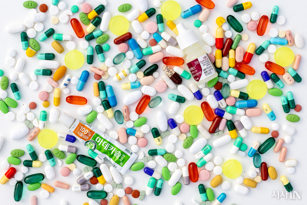 9월5일 서울 여의도 한강변에서 열린 ‘지구처방전’ 체험 부스에 시민들이 분리배출한 폐의약품들. ⓒ시사IN 박미소